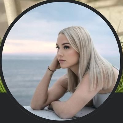 Aryn_Crypto's profile picture. Content Creator | Model | 💎100x Gem finder💎 | Marketing strategist | Entrepreneur | Nurse