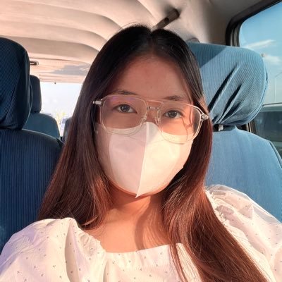 camillepadillo_'s profile picture. i wish to be a happy adult