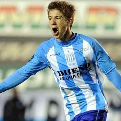 Fiel admirador del grandísimo Luciano Vietto, aunque sé fue de Racing. Racing te amo