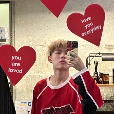 TawunaJm's profile picture. ทวิตนี้เอาไว้บ่นอยากมีผัว #ชาวบ้าน #ซอมบี้ของบีเวอร์