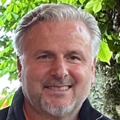 IshakDemirci54's profile picture. 