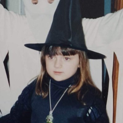 dakotalewis_'s profile picture. 