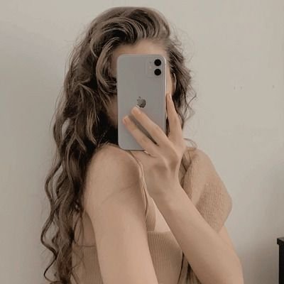 uma bookstan que não é nova no tt porém reclama sobre tudo