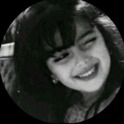صحيـح مابه سـراب يسقي الضامـي
بس الامــاني توسـع صدر راعيهــا..