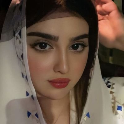 اتسلى بالشعر كل صبح وكل ليـل يقولون حفيدة الشاعر تصير مثله وأتذكر حاجة لي بعد نجم سهيل واردد مع الشعار''ياليت'' 15/3/2021😔💔