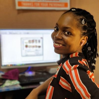 Tessyden's profile picture. FEMALE GRAPHICS DESIGNER 🖊