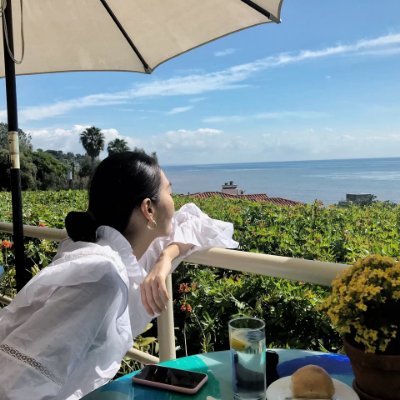 I come here for friendship and serious relationships, for good people to be honest, Honesty will lead you to meet good people and will lead to success one day.