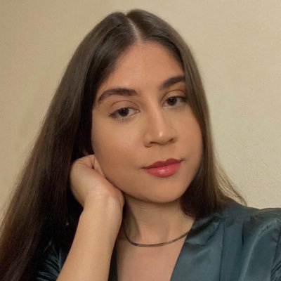 designer, ilustradora. nas horas vagas sou psi