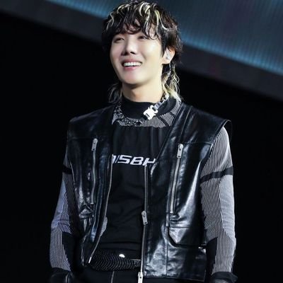 hoseokDBTS's profile picture. RP. Wendy et Hoseok parents. Chanyeol ❤️💍