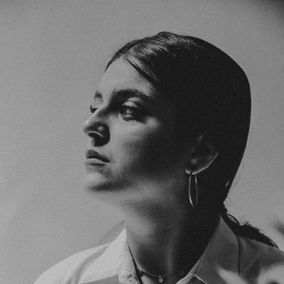 ZahraAlavi_'s profile picture. اصل اینه که چشات بخنده :)