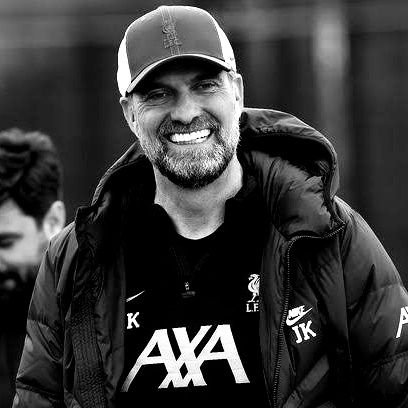 mrzz_erl's profile picture. Soaring high!!