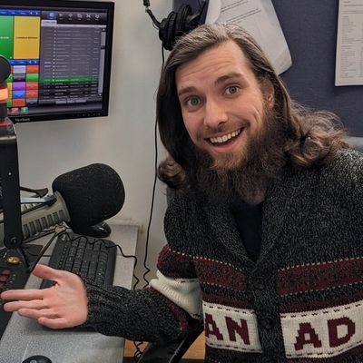 Morning Host on Bounce 101.5 FSJ BC 🇨🇦
Lover of breakfast sausages and air fryers.
Professional Broadcaster, Wannabe YouTuber 📷 🎙️
My opinions are my own