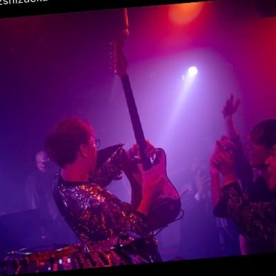 静岡を拠点に活動してるギタリスト、ギター講師です🎸(YAMAHA認定講師) ex.静岡KENTO'Sギタリスト。釣りのツイートもします。格闘技見るの好きです。リンクよりレッスン詳細や他SNSに飛べます、Instagram率高め。