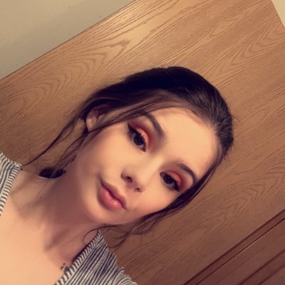 mikeyssafetypin's profile picture. 24/mama x3/still in my fangirl era