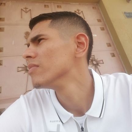 junior_jcc2's profile picture. Venezolano- pasión: fútbol-RM y béisbol-NM