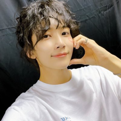 Let’s talk about Girls! | Into #Kpop since 2010 | #SONE since 2013 | #CARAT since 2019 | 🏳️🌈 | 🇲🇽 | 보고싶다 💚 | ⎊ | ⧗ | Emo kid 4ever