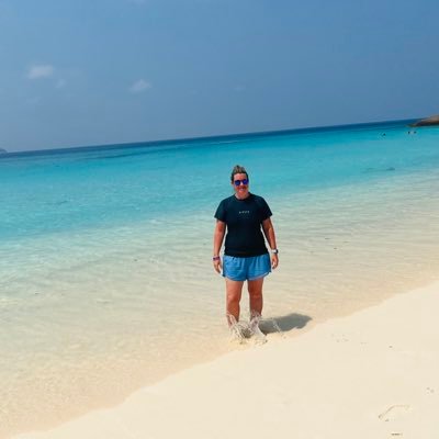 tinareed40's profile picture. Love seeing the 🌍 Spontaneously moved to Hong Kong in the middle of a pandemic for a career change. 13 years in ⚽️ now an international school teacher 👩‍🏫