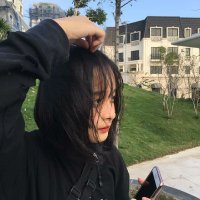 Nicole Phillips (@nicolep32947444) Twitter profile photo