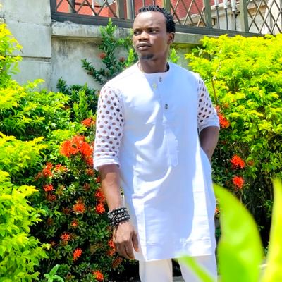 Olivblack0810's profile picture. Never to give up