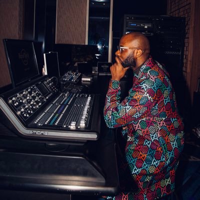 DwightThomas868's profile picture. 