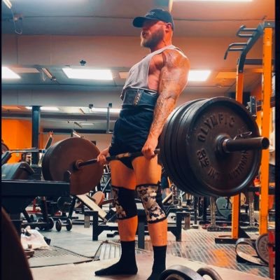 PR or ER. Pretending to lift weights since 93. Someone who likes to edit shit. Dubai soon trust, init.