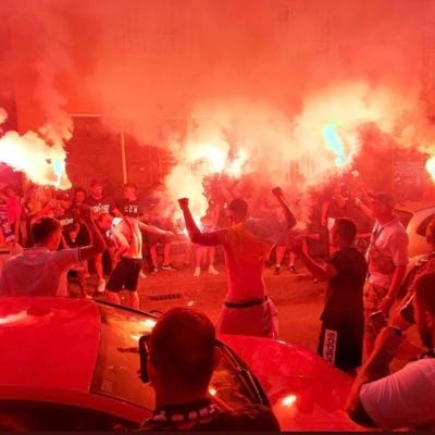 APASIONADO DEL CDTENERIFE, EN PRIMERA EN SEGUNDA O EN TERCERA SIEMPRE CDT💙🤍