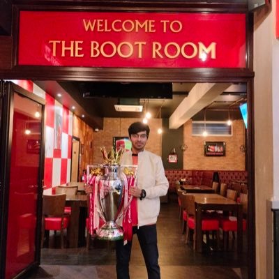 thedarkhorse19's profile picture. 