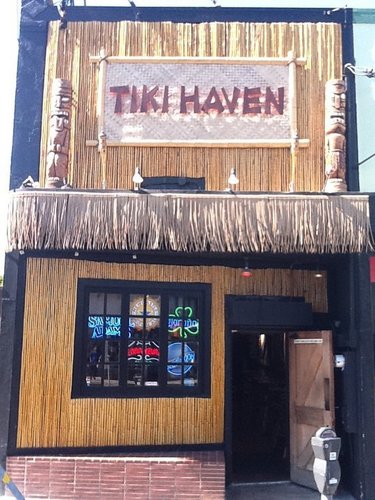 Nestled in the Outer Sunset and serving famous classic and exotic cocktails along with tasty snacks all week long during Happy Hour and themed specials.