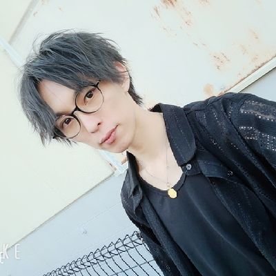 ダーツ&思った事を言う垢
コミュ力は控えめw
レフティプレイヤーです(っ'-')╮ =͟͟͞͞🎯ブォン
インスタもあり〼
万博は行きません笑