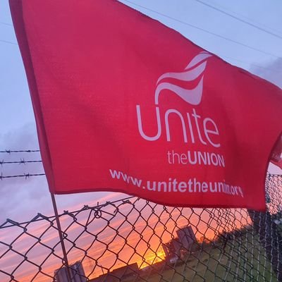 This page highlights the struggle of Unite the Union members at Saica Paper PM11 as they fight to receive a 'Fair Day Pay' as Company posts record profits!