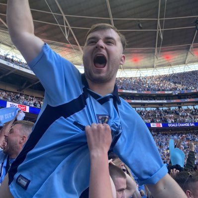 Formerly Media team at @nuneatonborofc⚪️ #PUSB Sports Journalism Student at BCU