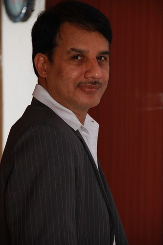 Dr.Bharath Chandra is a Success Coach & Trainer of International Repute.He has addressed more than 1 crore people from the stage in the past 29 years.
