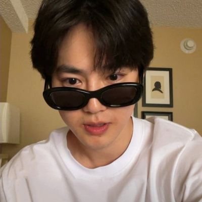 JunmyeonNoir's profile picture. ⠀⠀⠀⠀⠀ only suho 𖹭