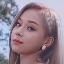 oi quero amigar❤️💜💚💙
Winter Rainha¹.
Karina Rainha².
Giselle Rainha³.
Ning² Rainha⁴.