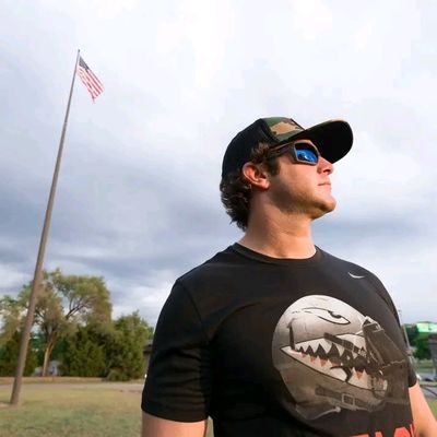 Eastoncorbin455's profile picture. Listen to my new single "Marry That Girl"