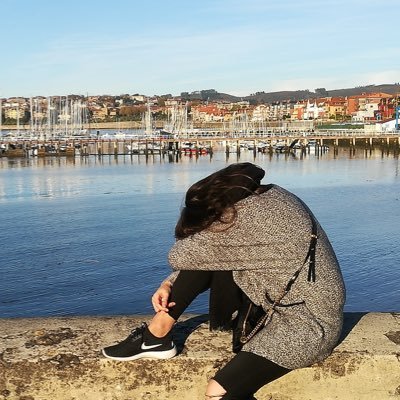 Maria_Rosendo_'s profile picture. Aeroespacial con los los pies en la Tierra 🚀.