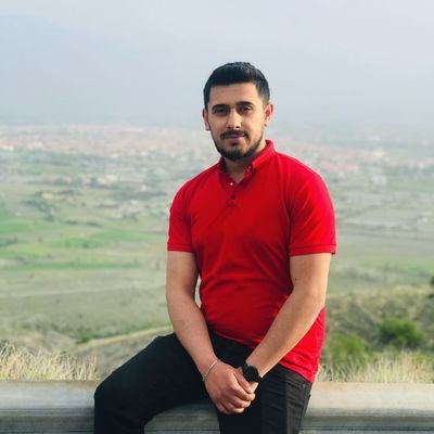 Ferhat33699491's profile picture. 关注必回，美好生活一起分享