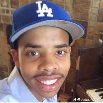 sabrinanxtdoor's profile picture. 