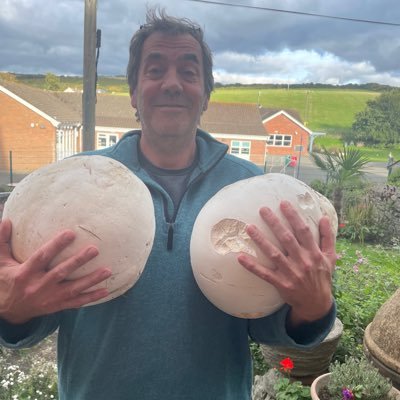 hipperson_john's profile picture. 