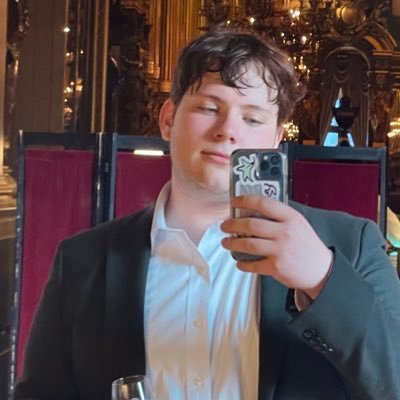Matttakesashat's profile picture. 21 🎂 insta:matthew_labella #vcuarts #storycraftunite #sentimentvoice #b3d