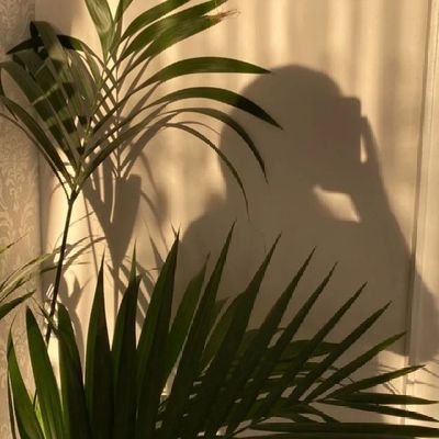 hoorabano's profile picture. ذاتِ هر ڪس‌ در قیامتـــ نقشِ‌ پیشانـے اوست/ نقشِ‌ پیشانـے ما باشد غـلامِ‌ حیـــــدرم