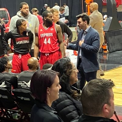 _swoov's profile picture. 🏀 Coach and Physiotherapy student