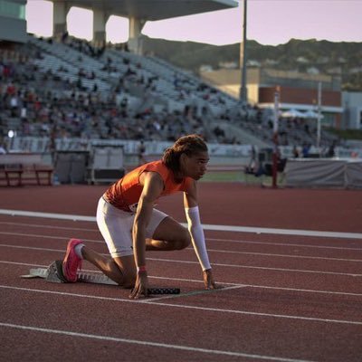 c/o 24’ |4.5⭐️CSK | 6’2 | 160lbs| 3.7 GPA| ERHS Football and T&F| 300mH:37.44| 110mH: 15.38|