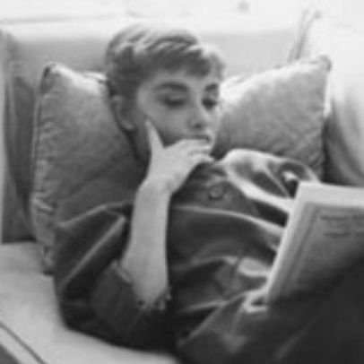 painful_paradis's profile picture. Love for literature, history, philosophy, nature and art.
Balance enthusiast.