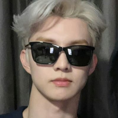 purple520Vante's profile picture. love V