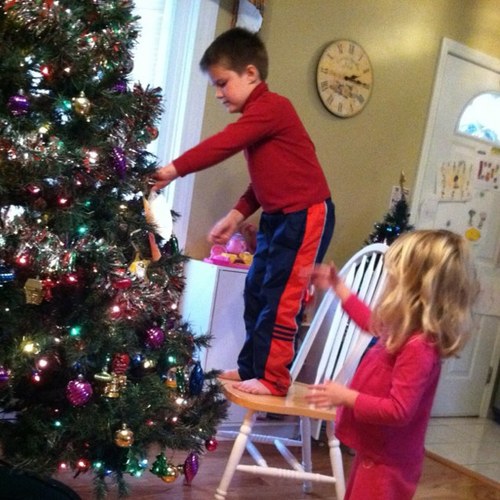 tarastanford's profile picture. Trying to be best Mom to 11yo son with many food allergies and 10yo daughter. Love God, my family and my friends. And sleep, which I never get. =)