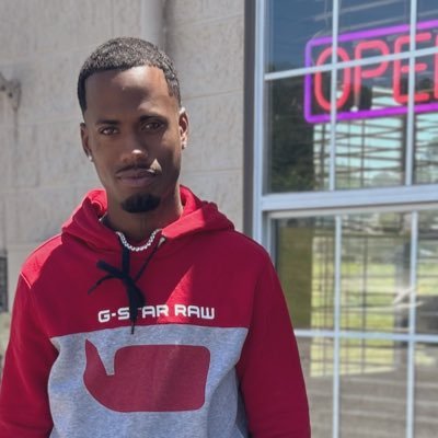 Owner Of “The Vaughns Prestige Logistics , LLC 🚛” . FamilyFirst❤️. MobWorld🌎. G76DFELLA.