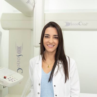 Andreina Amaya, Médico Radiólogo Venezolana (UCV), Especialista en Imágenes Mamarias, Breast Board Certified (ARDMS/APCA).