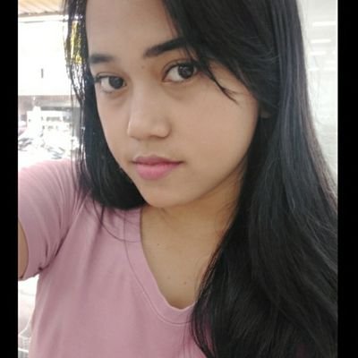 riaimut5772861's profile picture. 