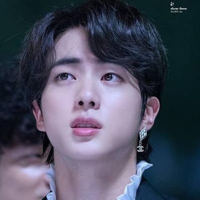 moonchildrj_'s profile picture. Just My Archives📚